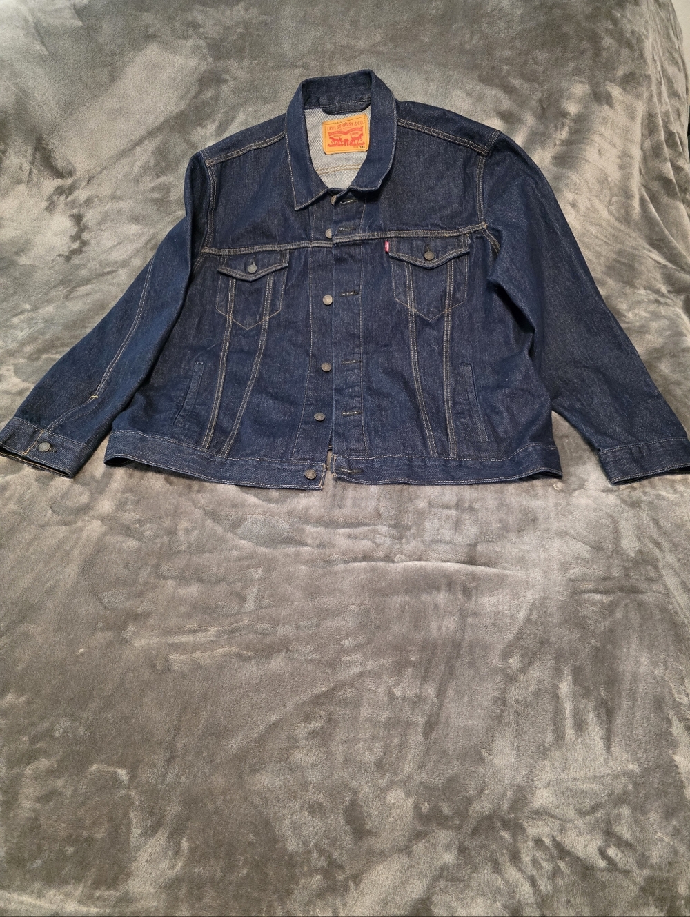 Levi's Dark Blue Trucker Denim Jacket with Contrast Stitching